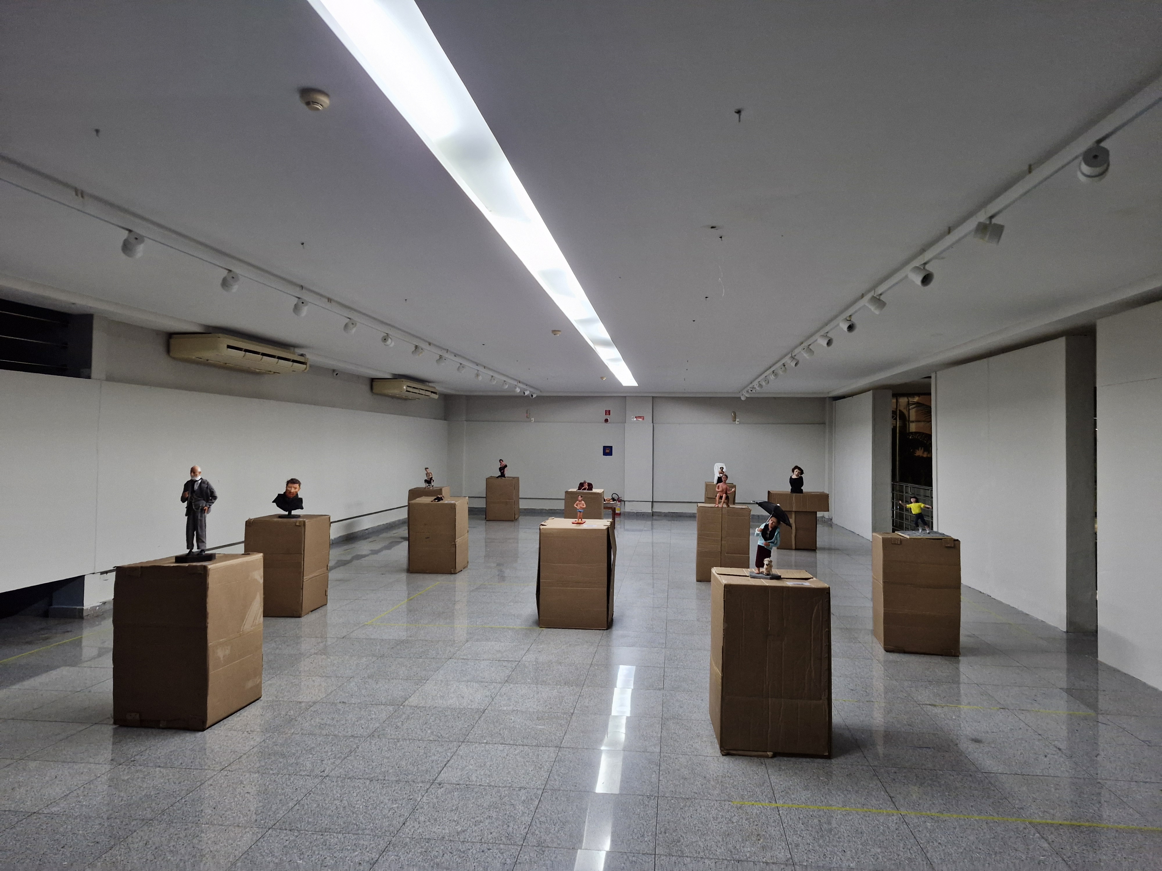 Exposição Hiper-realismo: Um mergulho no que nos fez Humanos